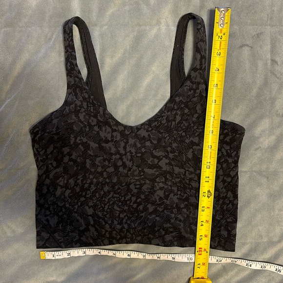 6 / EUC Lululemon Align Tank Wild Thing Camo Deep Coal Multi - Picture 4 of 7
